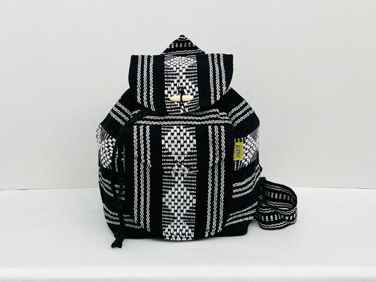 Small Classic Black Backpack (Mochila)