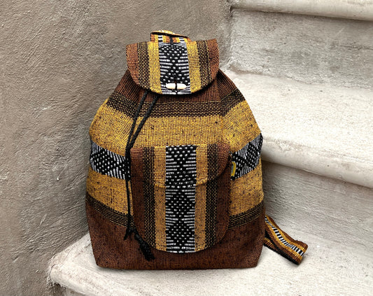 Simple Gold and Brown Backpack (Mochila)