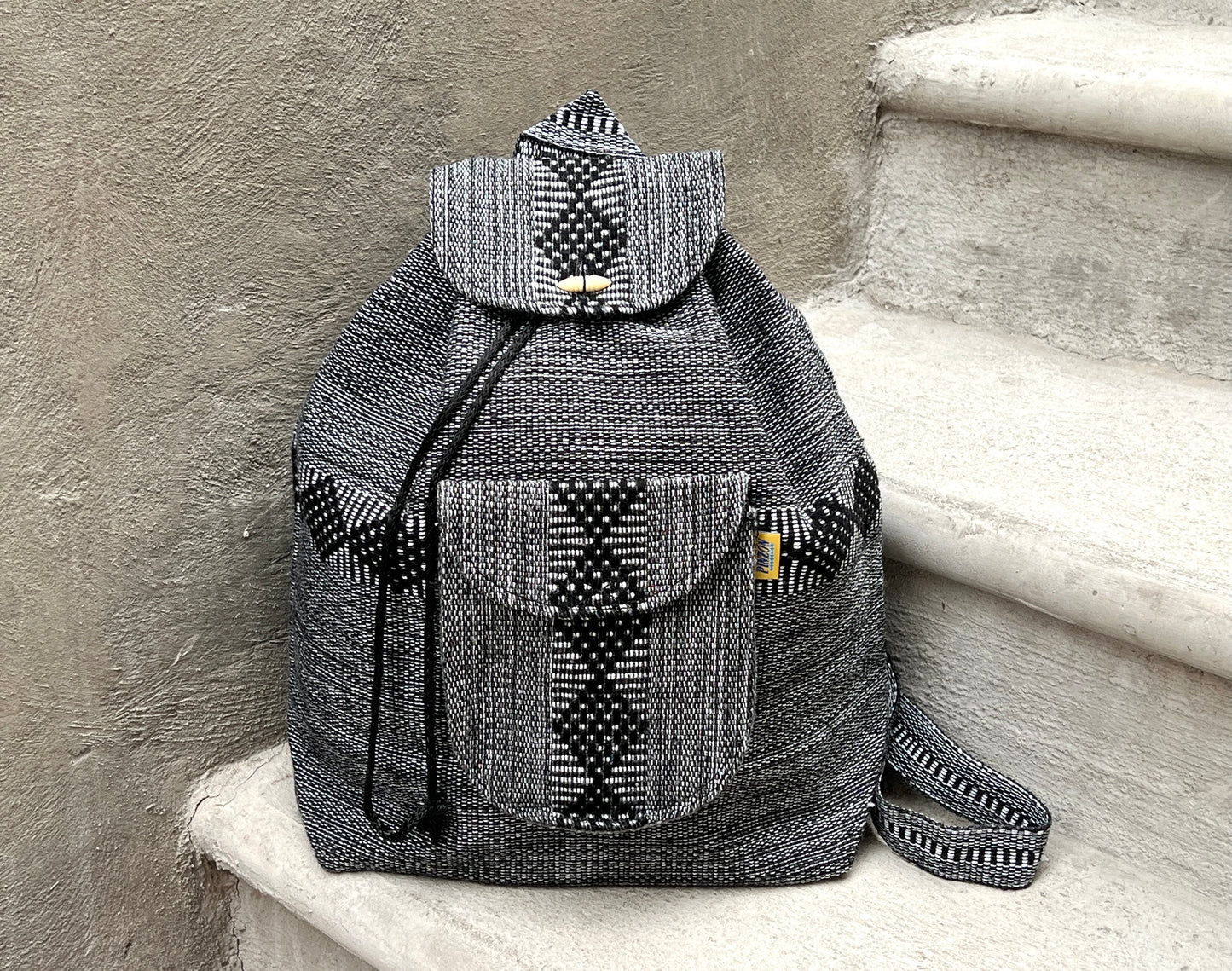 Dark Grey Backpack (Mochila)